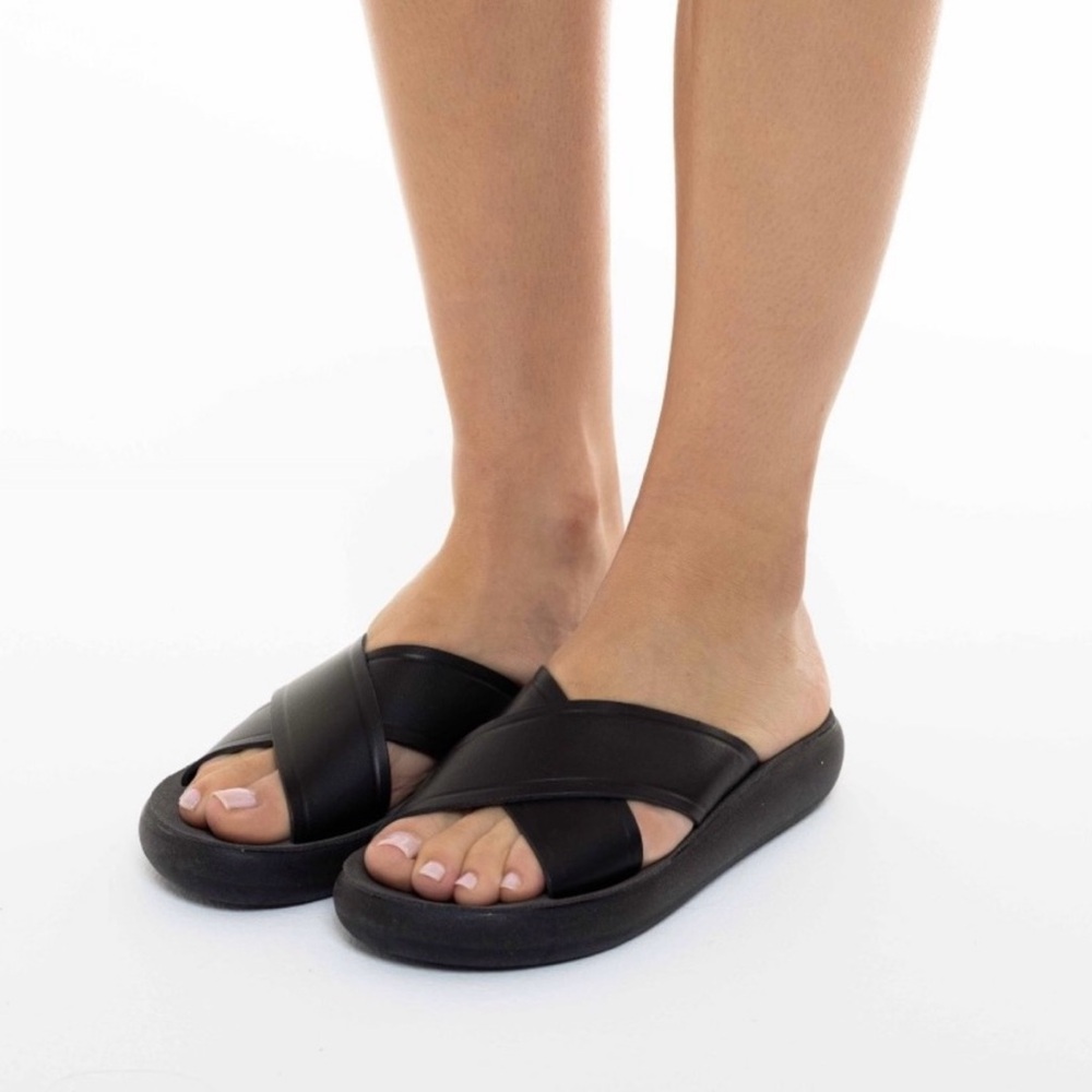 Thais Comfort Sandals, Black, Size 38